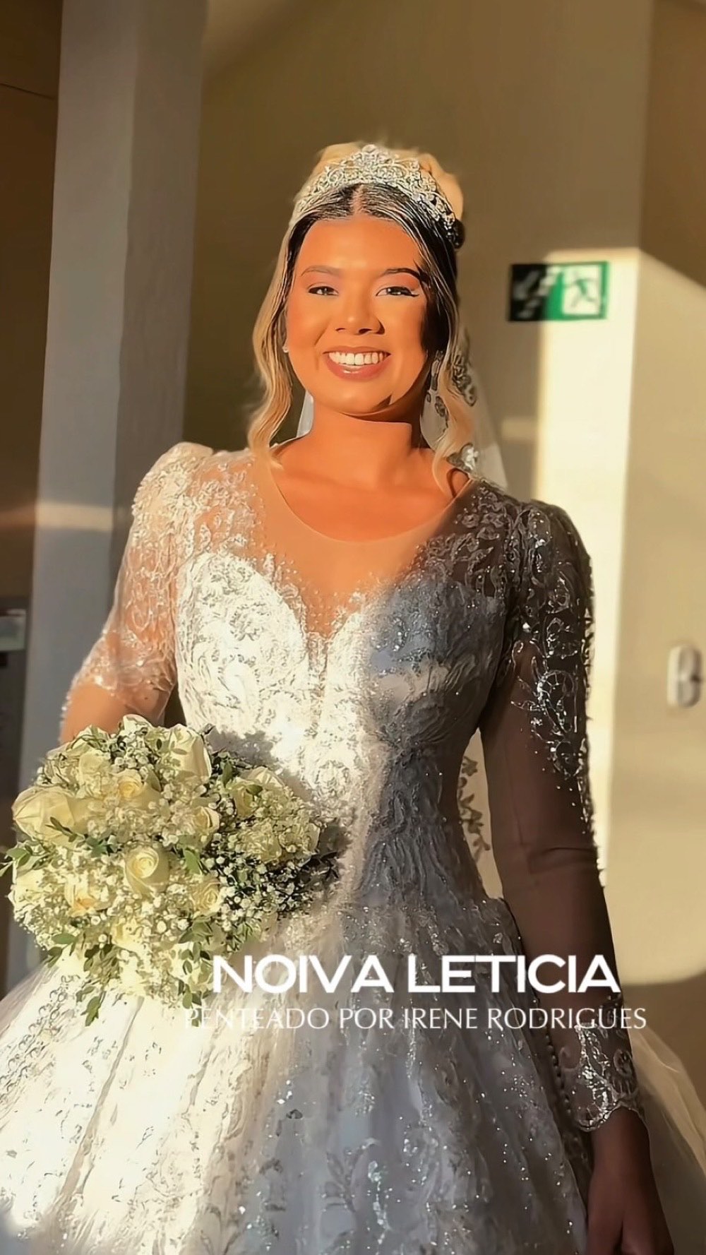 Noiva com penteado e maquiagem completos